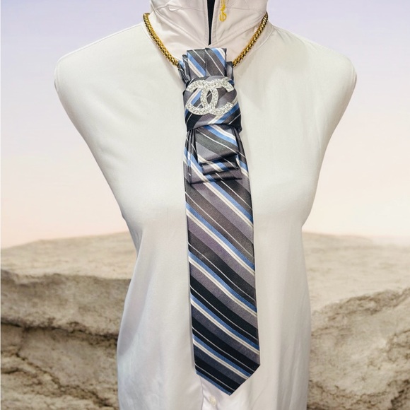 Ryan Seacrest Distinction Jewelry - Ryan Seacrest Distinction Striped Tie in Gray and Blue with Diamond Brooch